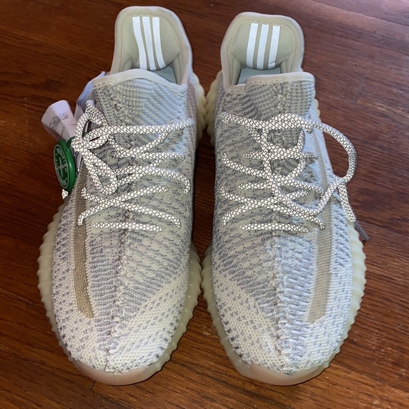 Yeezy - Picture 2 of 5